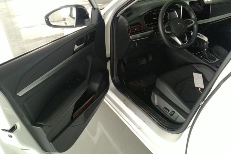 Volkswagen Lavida 2025 #16 Volkswagen Lavida 2025 car image #16