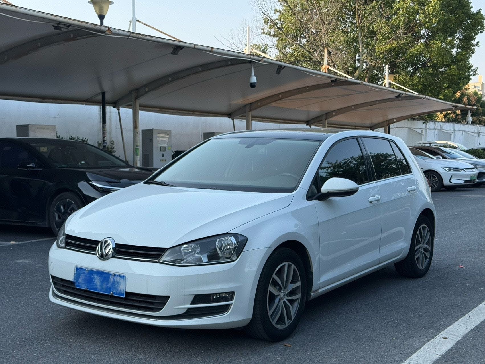 2016 2016 car image