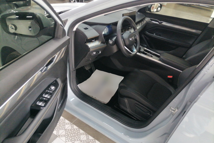 GEELY Emgrand L HiP 2022 car image #16