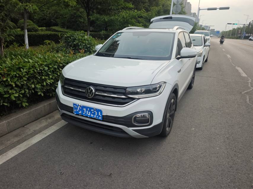 Volkswagen Tacqua 2020 immagine di auto 