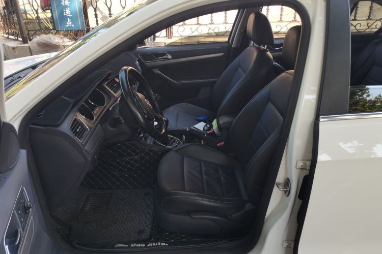 Volkswagen Lavida 2016 car image #15
