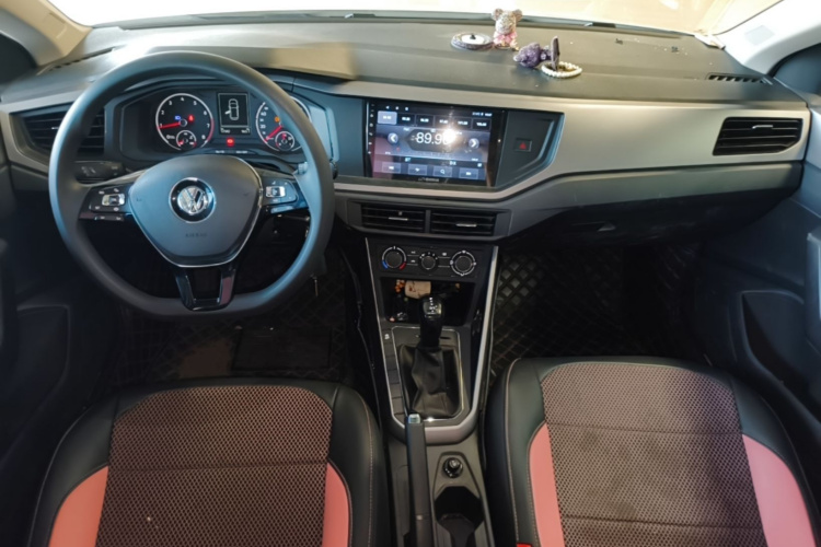 Volkswagen Polo 2020 car image #10