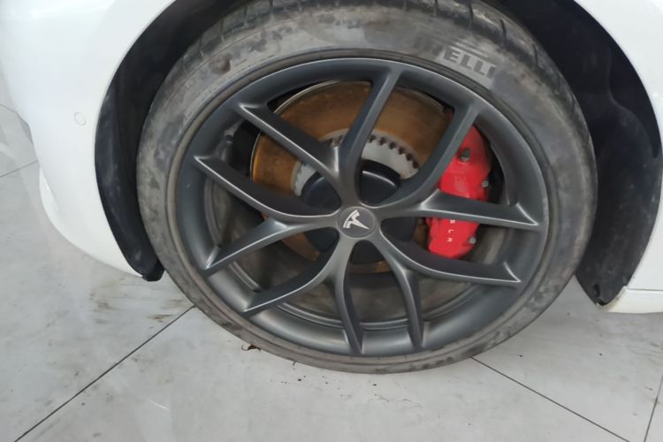 Tesla Model 3 2021 car image #9