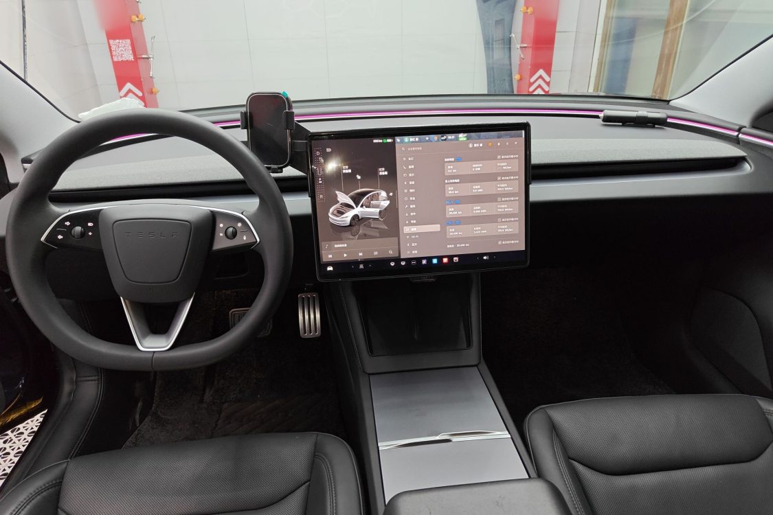Tesla Model 3 2024 #23 Tesla Model 3 2024 car image #23