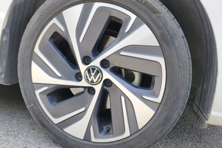 Volkswagen Bora 2024 car image #9