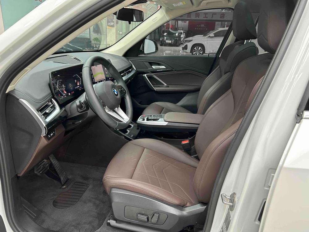 BMW X1 2023 imagen de coche #23