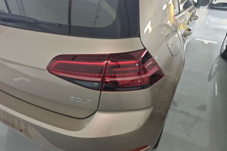 Volkswagen Golf 2019 #8 Volkswagen Golf 2019 car image #8