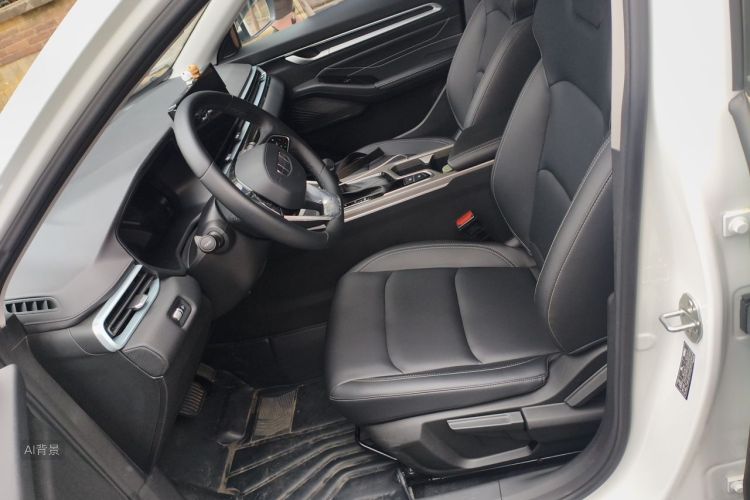 GEELY Emgrand 2025 #17 GEELY Emgrand 2025 car image #17