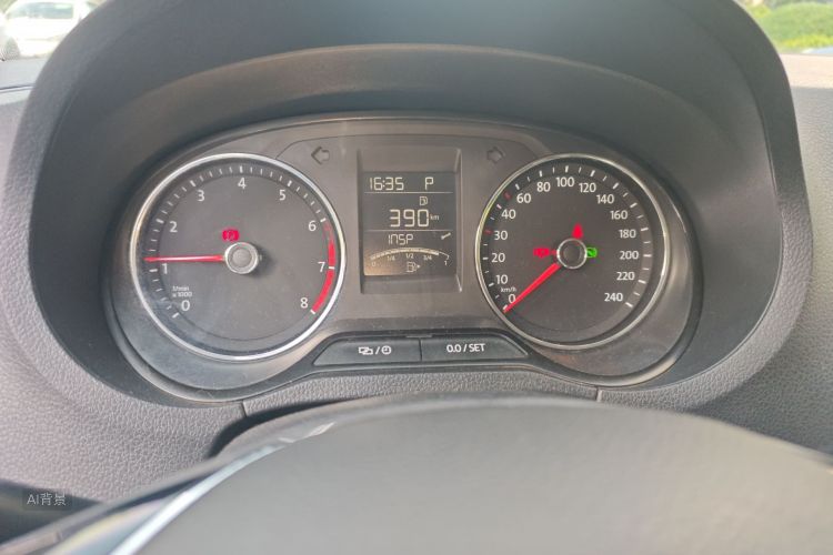 Volkswagen Polo 2018 imagem de carro #13