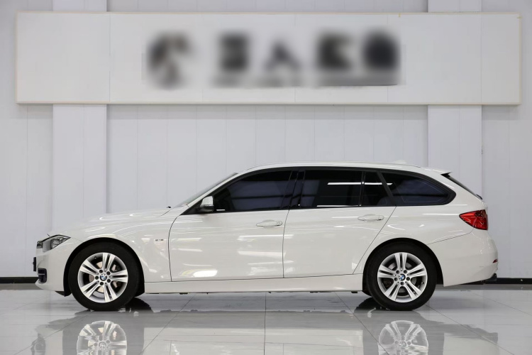 BMW 3 Series (Imported) 2016 immagine di auto #6