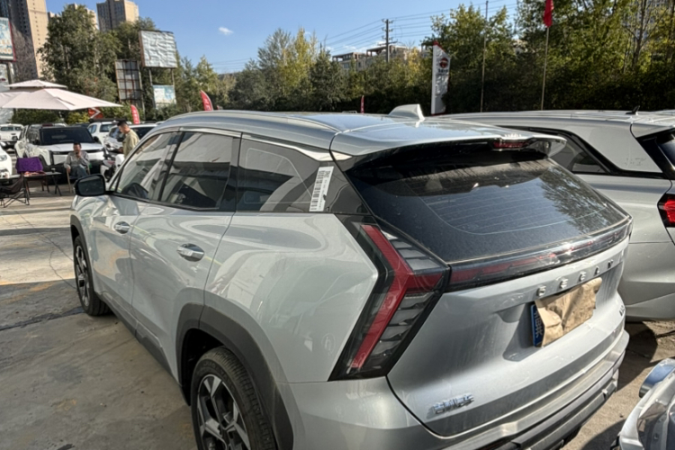 GEELY Boyue L 2025 immagine di auto #6