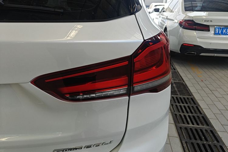 BMW X1 2021 #8 BMW X1 2021 car image #8