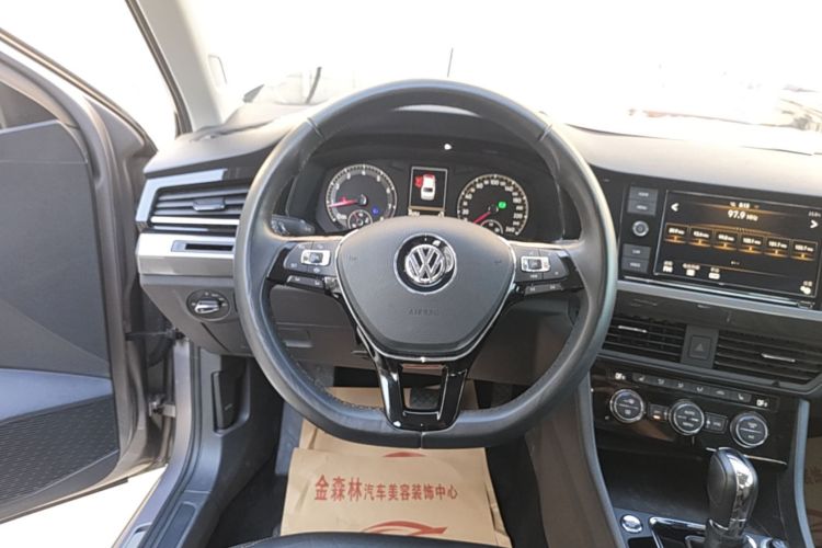 Volkswagen Bora 2019 #15 Volkswagen Bora 2019 car image #15