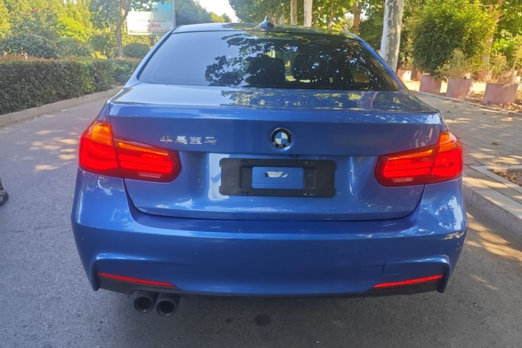 BMW 3 Series 2018 #4 BMW 3 Series 2018 car image #4