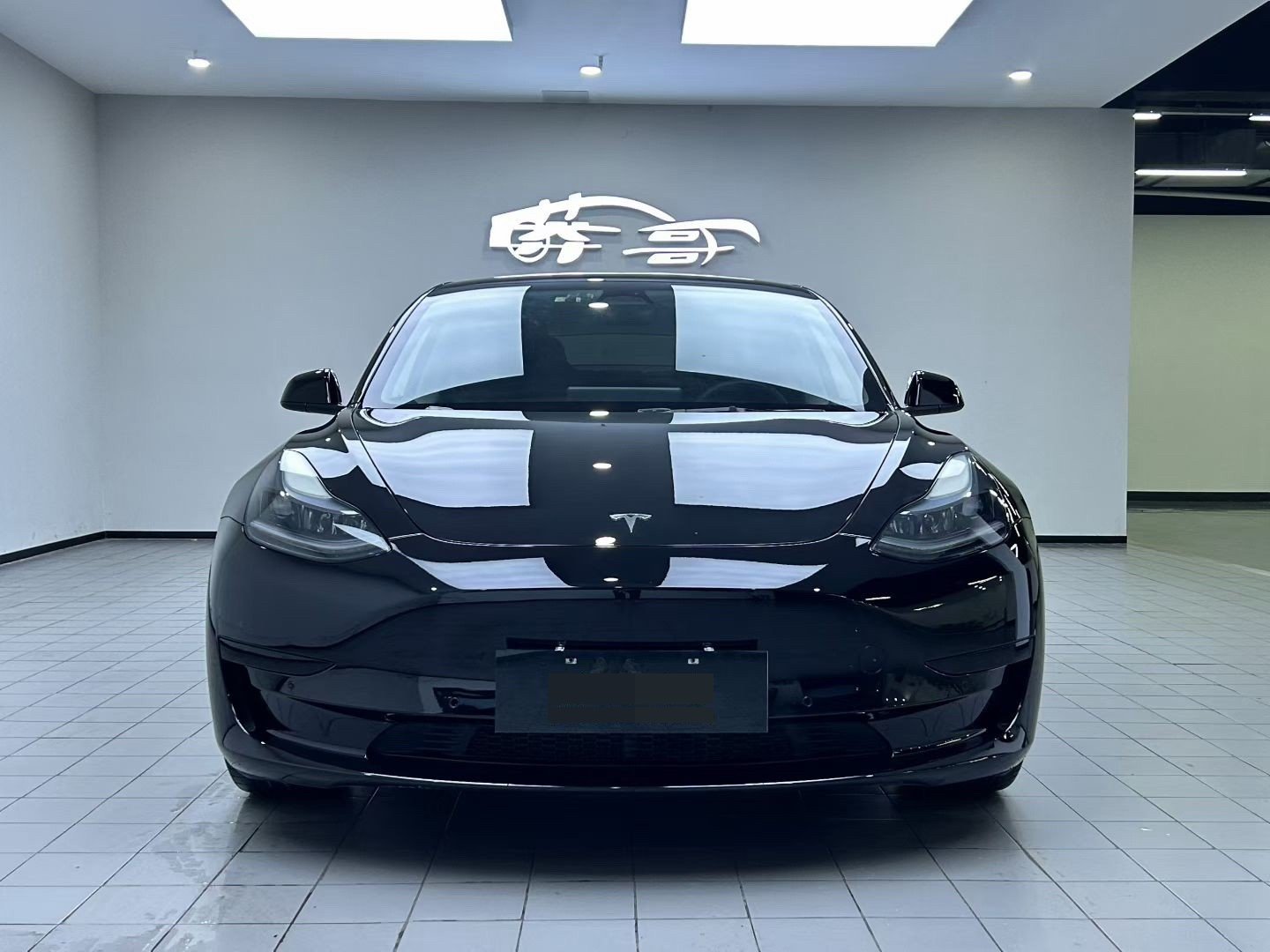 Tesla Model 3 2022 #2 Tesla Model 3 2022 изображение автомобиля #2