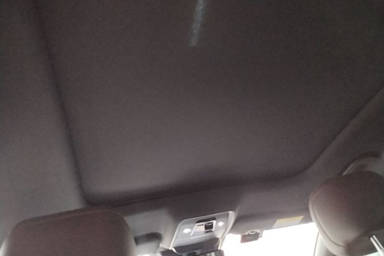 BYD Han 2023 car image #18