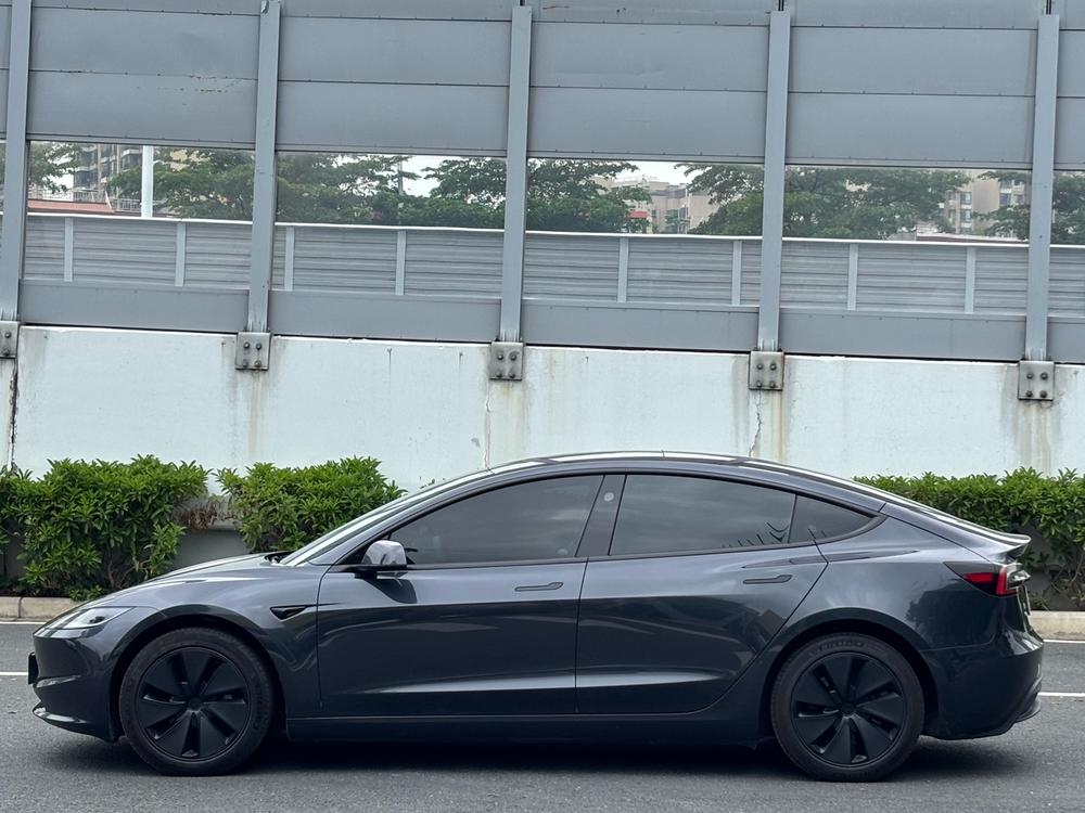 Tesla Model 3 2024 #4 Tesla Model 3 2024 car image #4