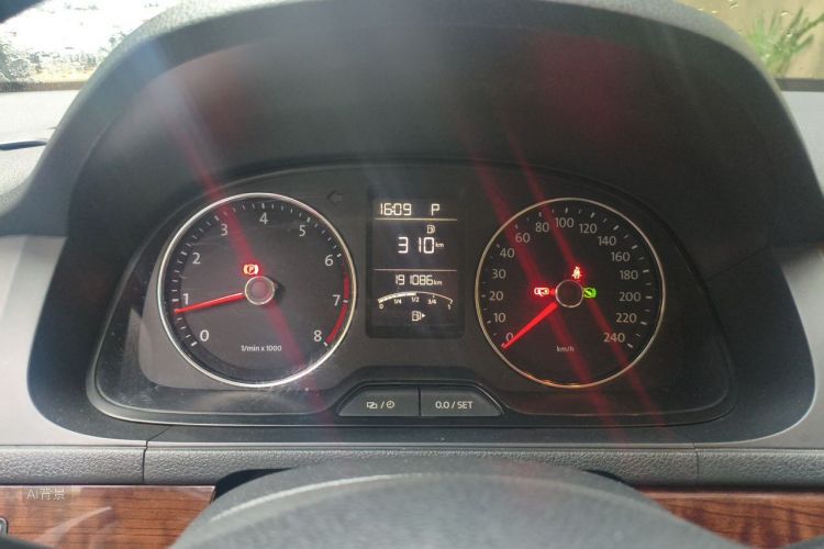 Volkswagen Lavida 2015 car image #13