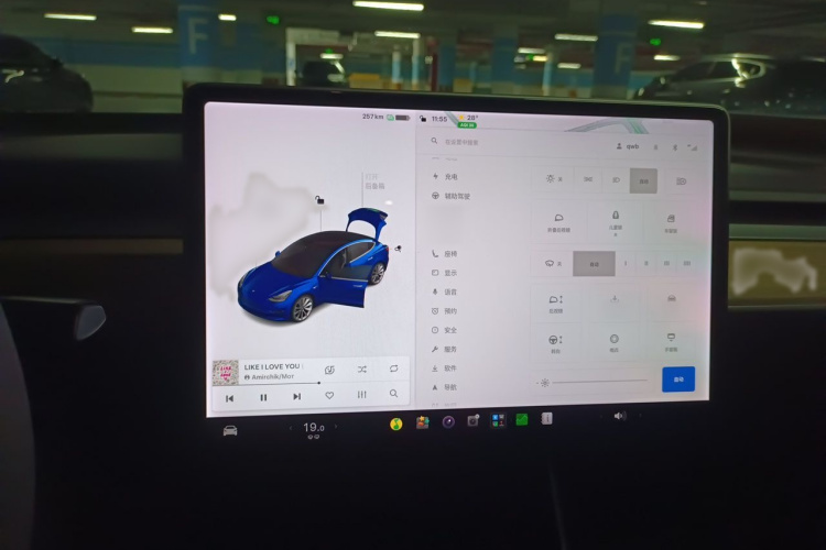 Tesla Model 3 2019 #18 Tesla Model 3 2019 car image #18