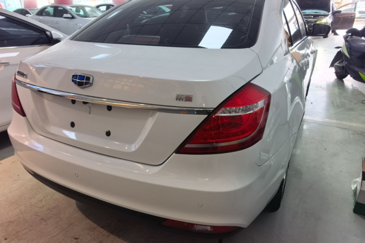 GEELY Emgrand 2015 car image #7