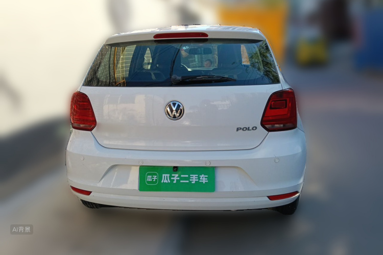 Volkswagen Polo 2015 car image #6