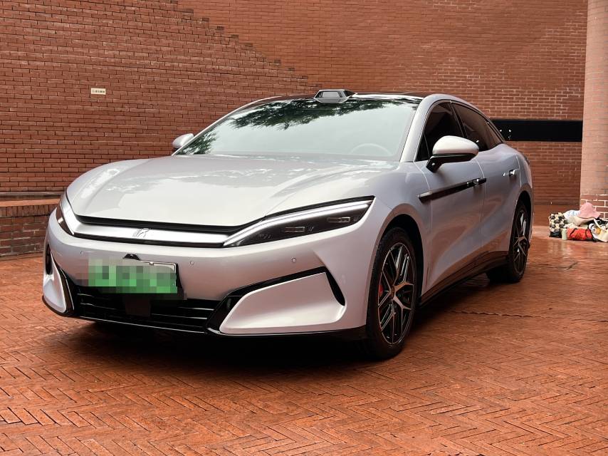 BYD HanL 2025 car image 