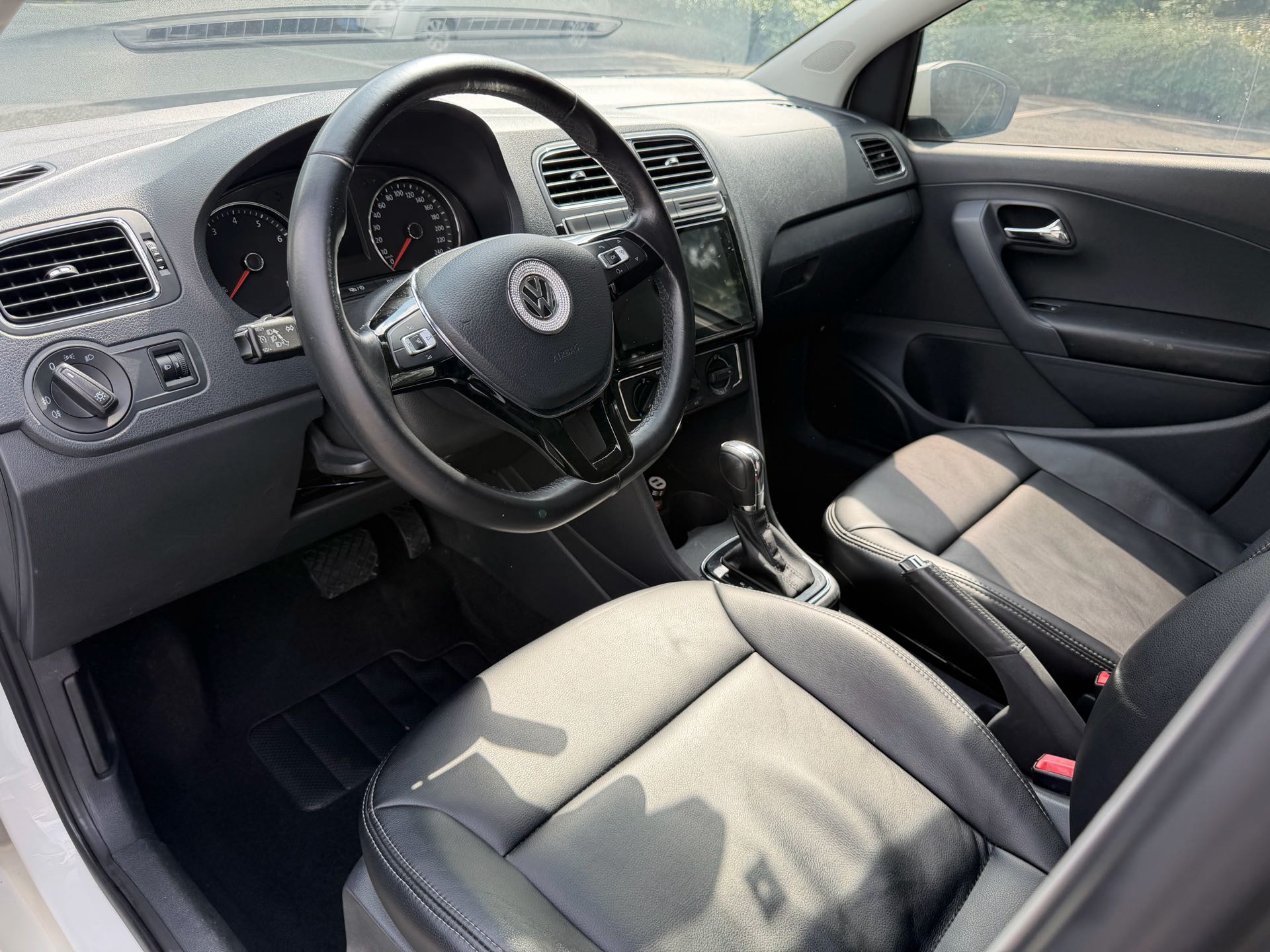 Volkswagen Polo 2017 #8 Volkswagen Polo 2017 car image #8