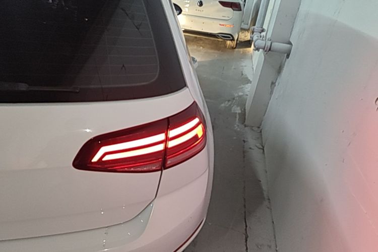 Volkswagen Golf 2019 #8 Volkswagen Golf 2019 car image #8