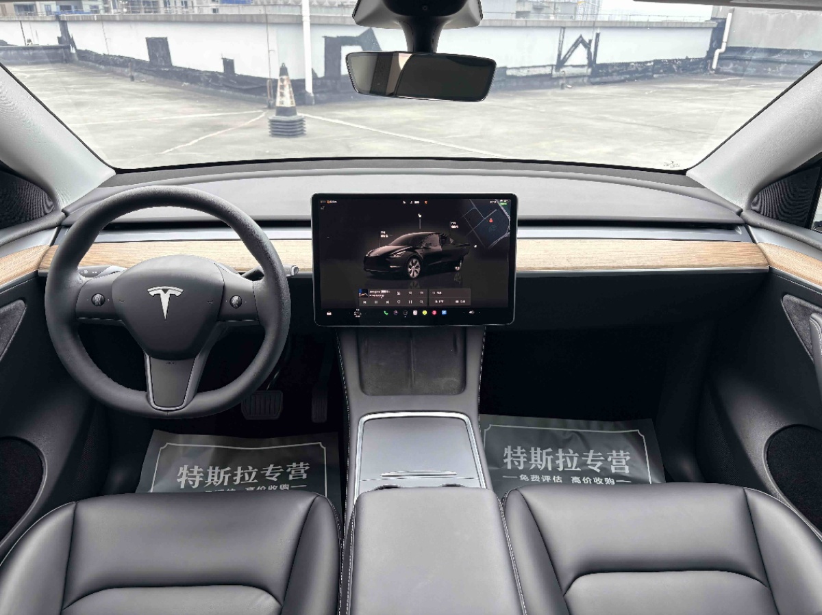 Tesla Model Y 2022 #7 Tesla Model Y 2022 car image #7