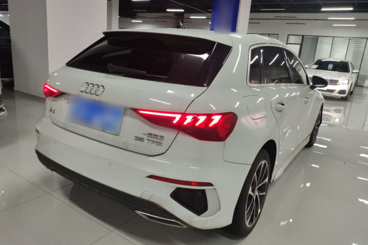 Audi A3 2021 immagine di auto #5