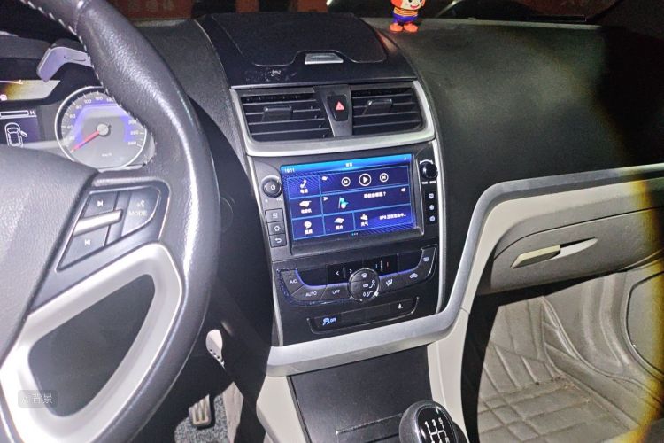 GEELY Emgrand 2016 #15 GEELY Emgrand 2016 immagine di auto #15