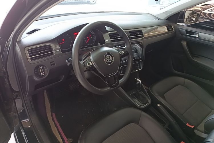 Volkswagen Santana 2018 image de voiture #10