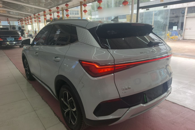BYD Yuan Plus 2023 #5 BYD Yuan Plus 2023 car image #5