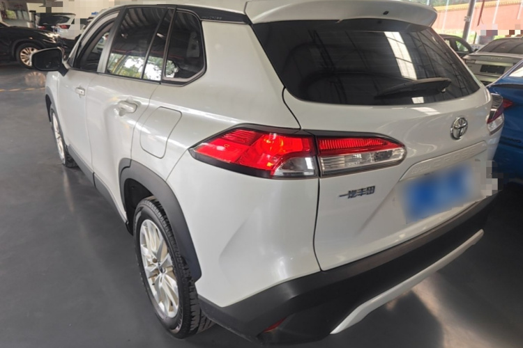 Toyota Corolla Cross 2023 immagine di auto #5
