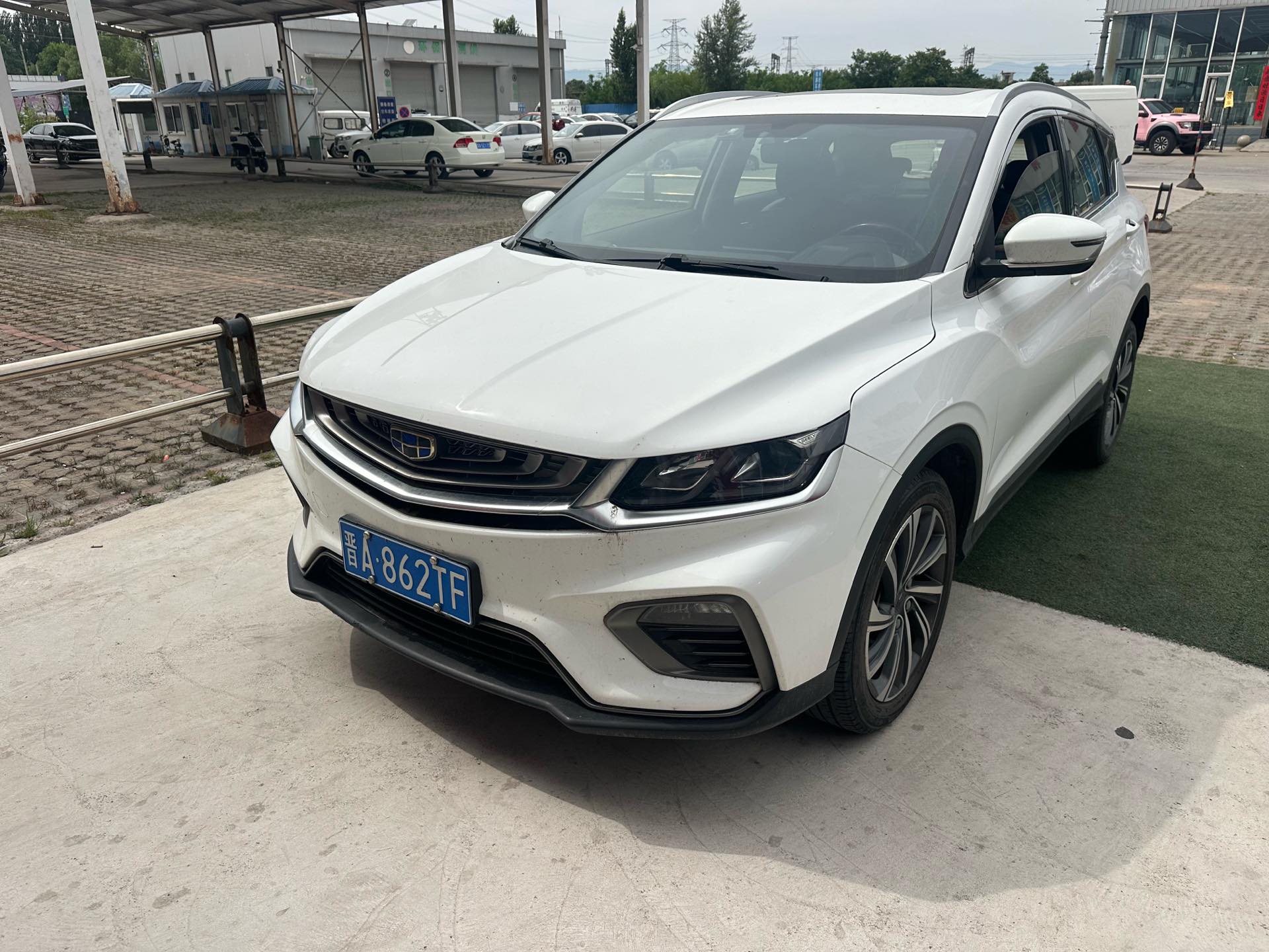 GEELY Coolray 2019 GEELY Coolray 2019 car image