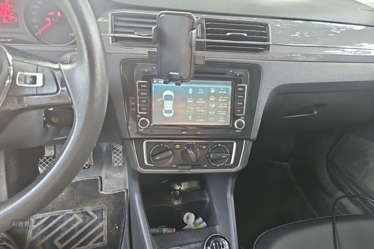 Volkswagen Santana 2018 car image #15