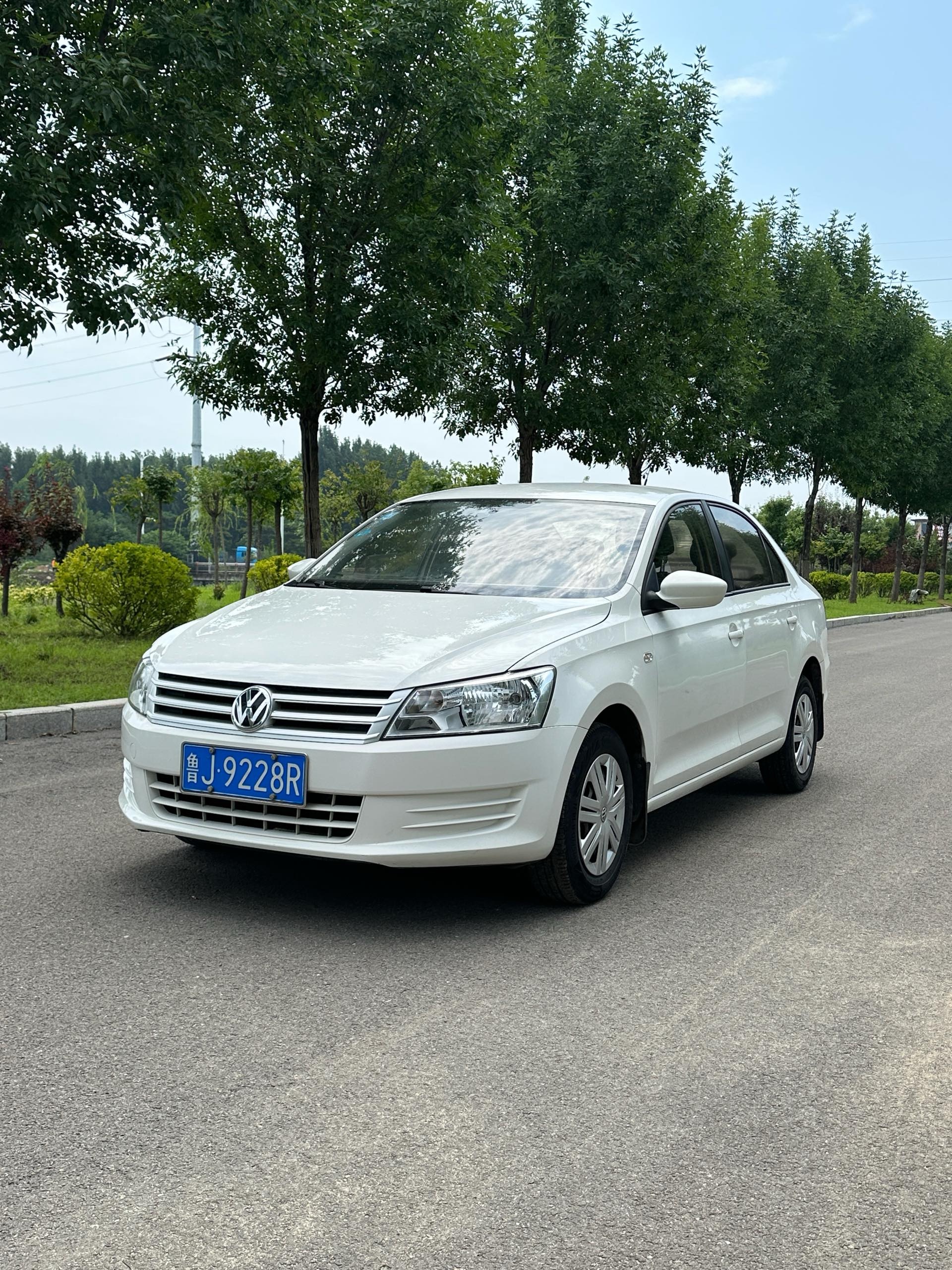 Volkswagen Santana 2016 Volkswagen Santana 2016 car image