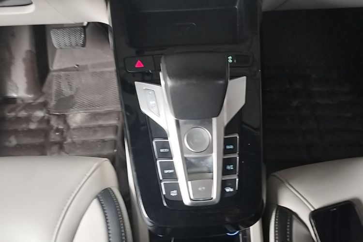 BYD Yuan Pro 2021 #14 BYD Yuan Pro 2021 صورة سيارة #14