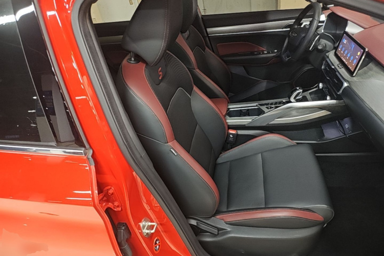 GEELY Coolray 2018 #24 GEELY Coolray 2018 car image #24