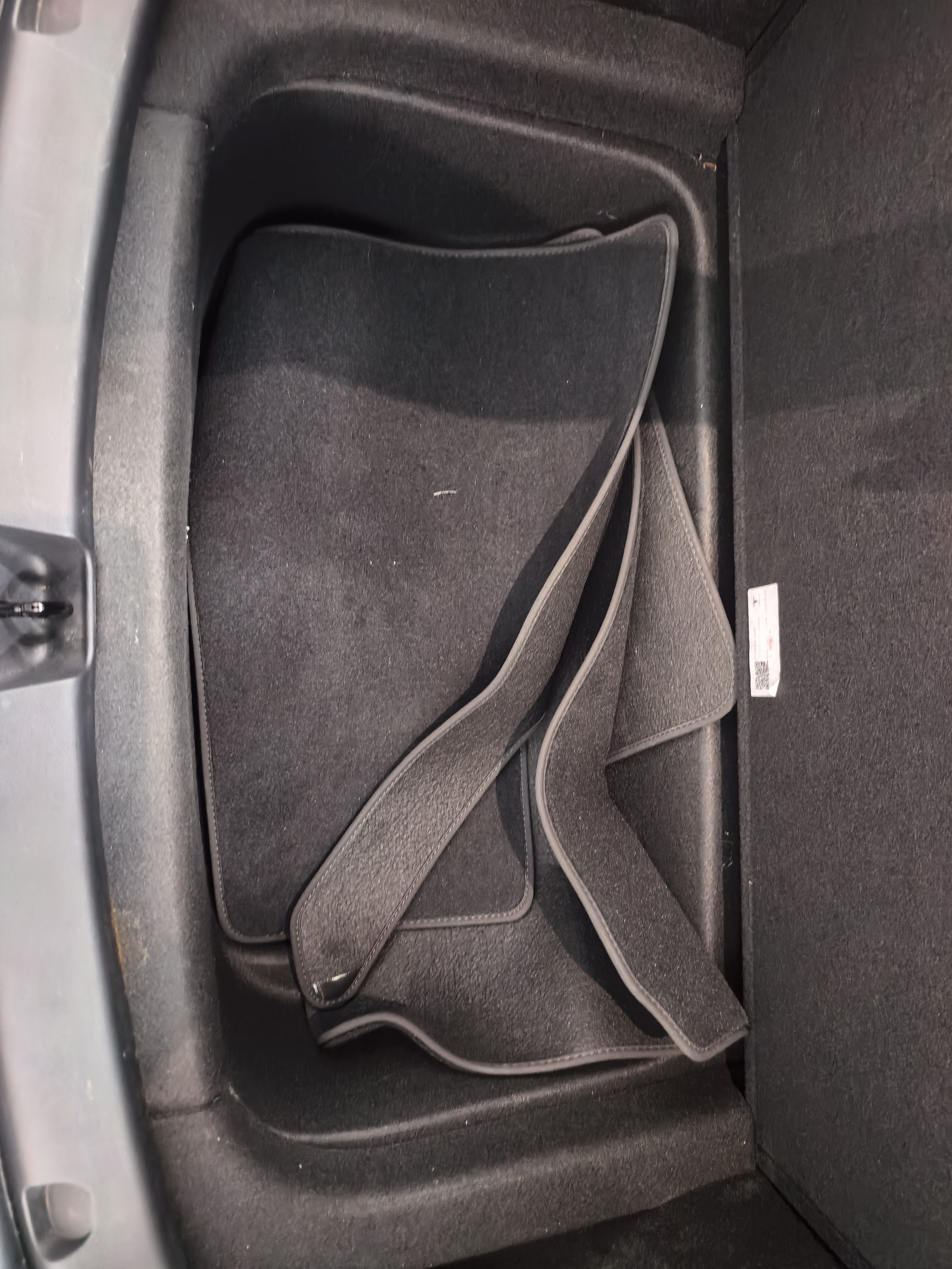 Tesla Model Y 2021 #9 Tesla Model Y 2021 car image #9