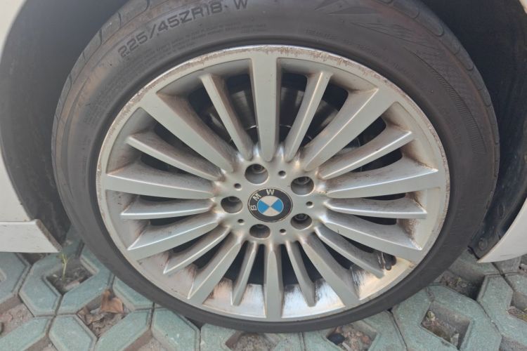 BMW 3 Series 2017 #9 BMW 3 Series 2017 car image #9