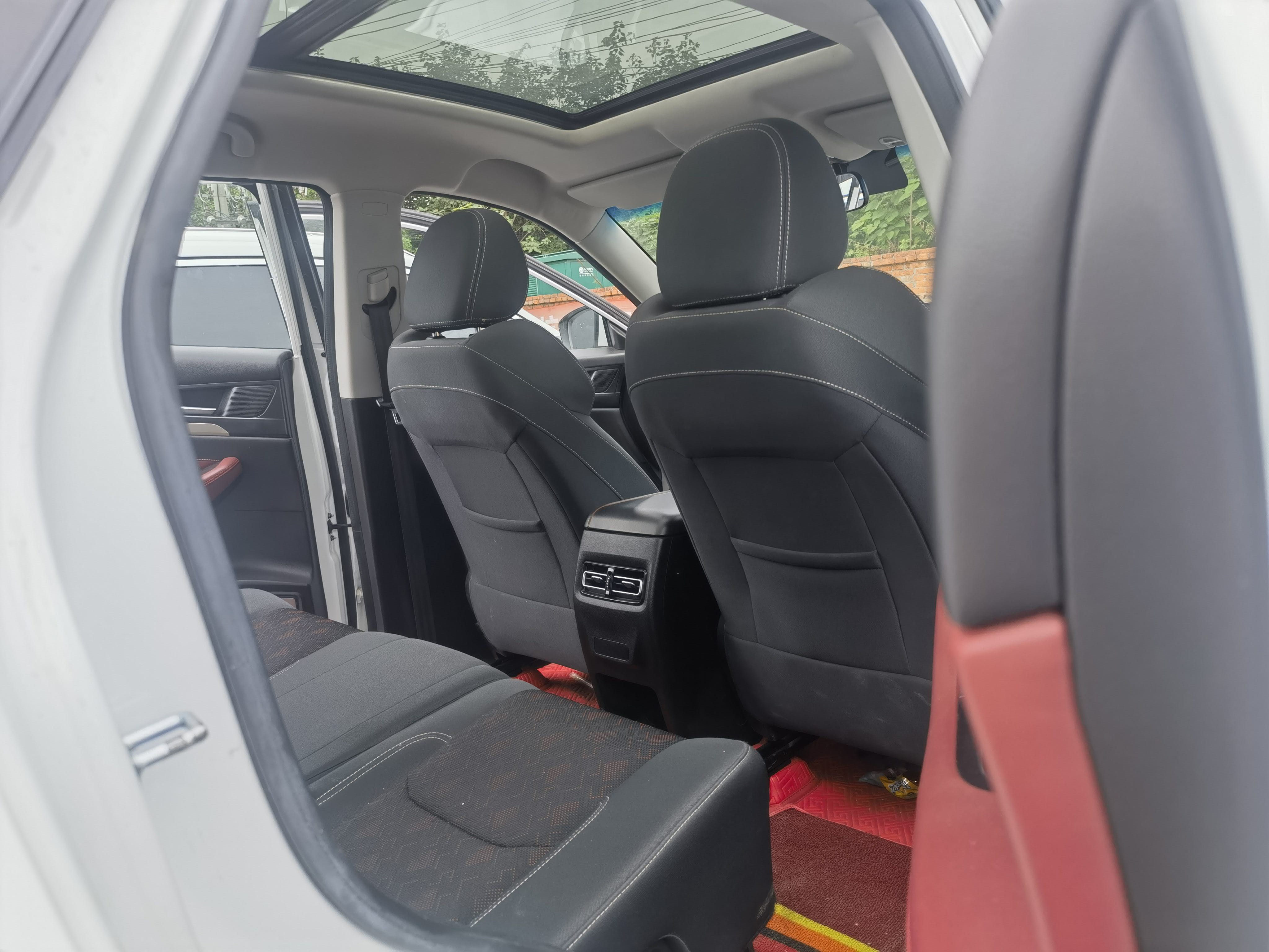 Jetour X70 2023 car image #6