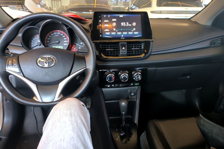 Toyota Vios 2022 imagen de coche #10