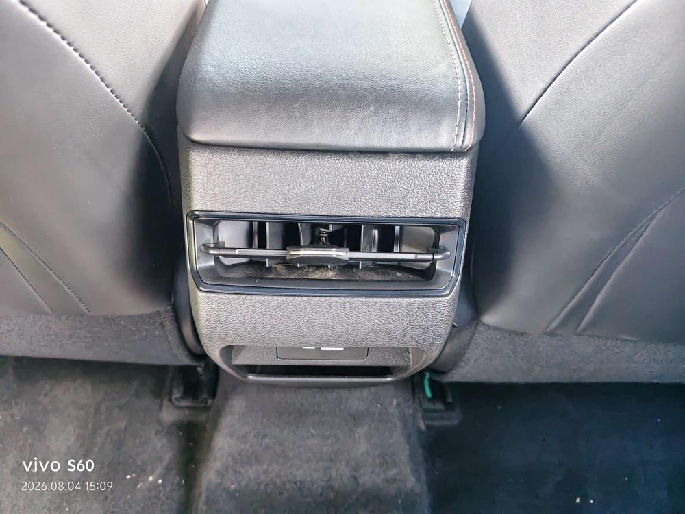 GEELY Binray 2022 car image #9