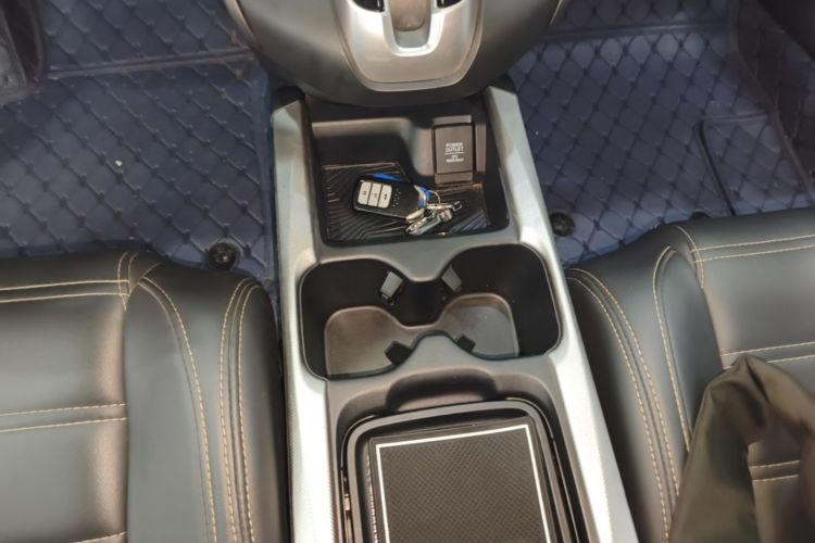 Honda CR-V 2020 #18 Honda CR-V 2020 car image #18