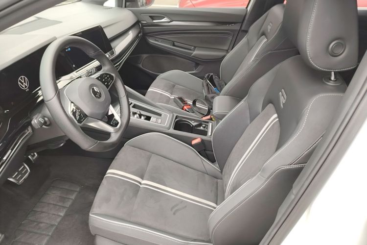 Volkswagen Golf 2021 #15 Volkswagen Golf 2021 car image #15