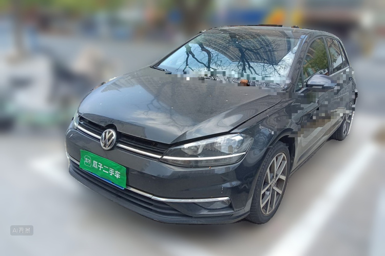 Volkswagen Golf 2020 car image #2