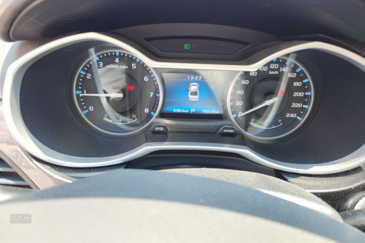 GEELY Emgrand 2017 #14 GEELY Emgrand 2017 car image #14