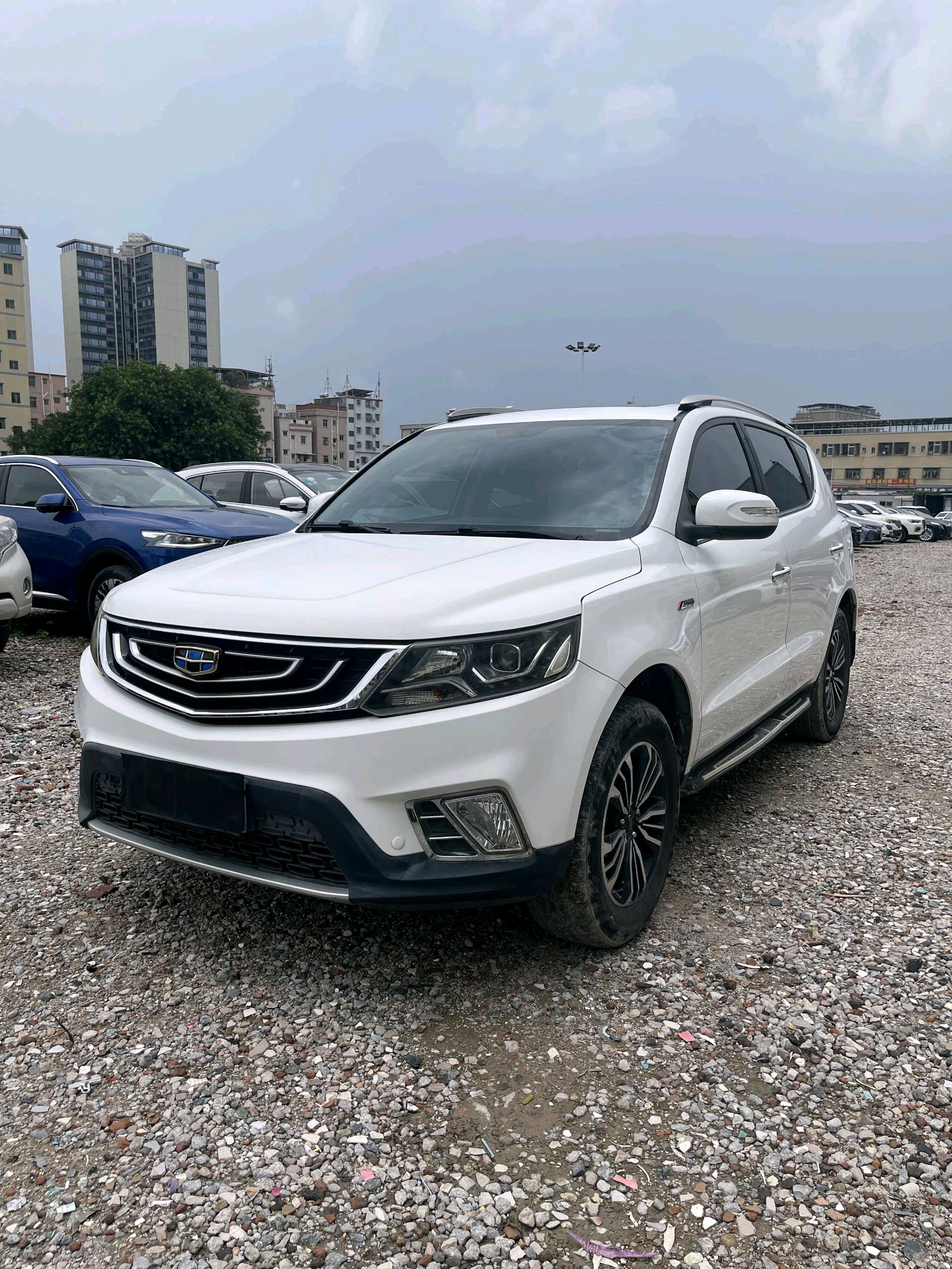 GEELY Vision X6 2017 car image 