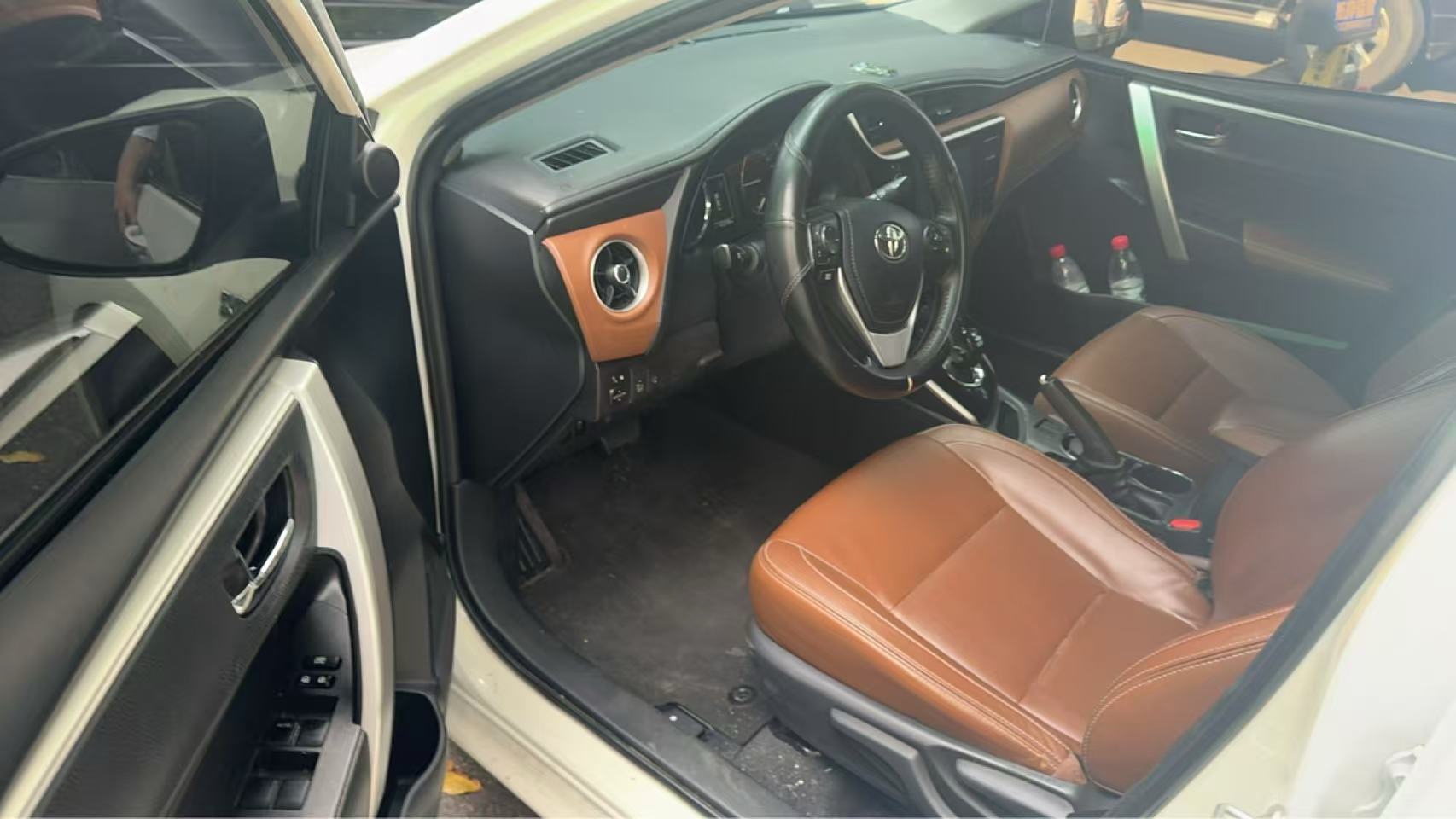 Toyota Corolla Hybird E+ 2019 car image #3